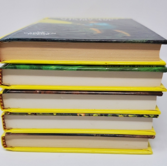 Lot of 5 Nancy Drew Books #2, 7, 8, 9, 17 - Picture 3 of 8